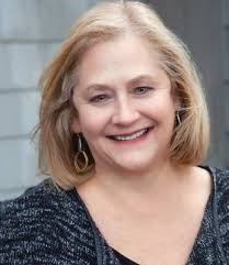 Dulce Ferrera's Instagram, Twitter & Facebook