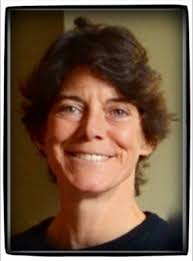 Donna Chausse's Instagram, Twitter & Facebook