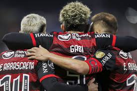 Ídolo rubro-negro volta ao Maracanã para enfrentar o Flamengo