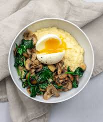 Polenta Champignons Epinards Recettes De Cuisine Cuisine Vegetarienne Recette