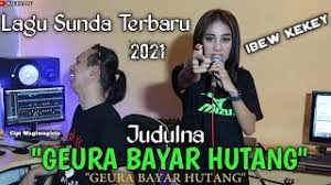 Lagu ini merupakan hasil ciptaan dari zai hamzah (komposer) dan achoi floor 88 (lirik). Gdttyeoa4kh5pm