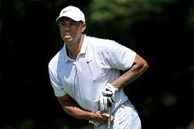 Tiger Woods Played Like Crap Falls 11 Shots Off Wgc Bridgestone Invitational Lead Golf News And Tour Information Golf Digest