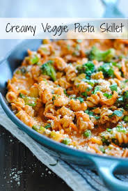 Creamy Veggie Pasta Skillet Foxes Love Lemons Recipe Veggie Pasta Vegetarian Pasta Recipes Healthy Recipes