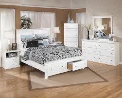 Signature Design By Ashley Bostwick Shoals Queen Storage Bed With 2 Footboard Drawers Carolina Dire White Bedroom Set Bedroom Furniture Sets Bedroom Interior