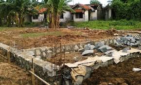 Kebanyakan orang memang biasa menyebutnya sebagai pondasi cakar ayam. Panduan Membuat Pondasi Rumah 2 Lantai Yang Kuat Tahan Gempa