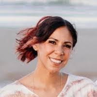 Roseann Willis's Instagram, Twitter & Facebook