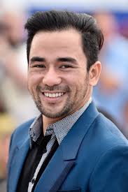 Wag kukurap" Lady by the Bangka/Advocatus Diaboli (TV Episode 2005)