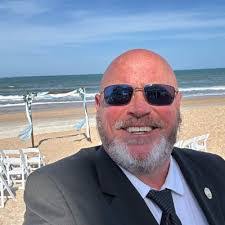 Jonathan Kinard's Instagram, Twitter & Facebook