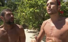 Chi è awed alias il naufrago incompreso? Isola Dei Famosi Gilles Rocca E Awed Episodio Orribile Ti Do Una Bastonata Roba Mai Accaduta Prima Libero Quotidiano