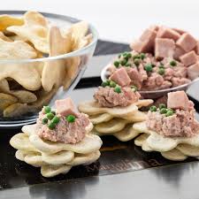 Brodo di carne, l'antica ricetta per prepararlo con le parti migliori del manzo. Mousse Di Formaggio E Mortadella Ricetta Facile Antipasto