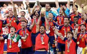 إسبانيا تتلاعب بالأرجنتين وتتوج بكأس العالم للمرة الثانية في تاريخها