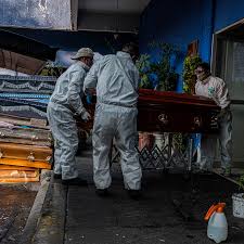 Cerca de terminar el mes de enero del 2021, la pandemia de coronavirus en méxico se mantiene presente. Cifras Ocultas Mexico Desatiende Ola De Muertes En La Capital The New York Times
