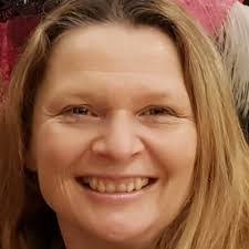 Janet Curran's Instagram, Twitter & Facebook