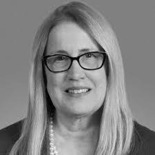 Karen Kepler's Instagram, Twitter & Facebook