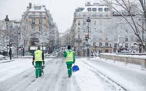 La neige continue de tomber plus faiblement en journée sur le jura et les alpes du nord, autour de voici les températures maximales prévues pour le mercredi 13 janvier 2021 : Plan Grand Froid Episodes De Neige Ville De Paris
