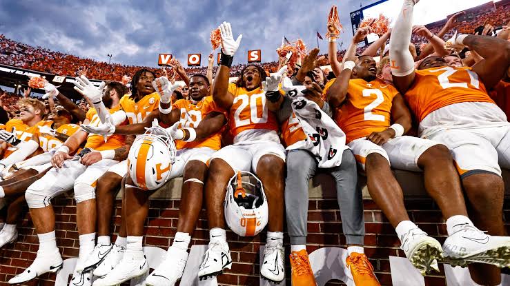 School records broken by the Tennessee football in 2022