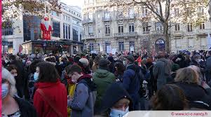 Pour les jeunes d'aujourd'hui la famille reste une valeur sûre. Video Manifestation Contre La Loi De Securite Globale A Nancy