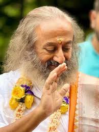 Prana catches prana Higher the prana, lighter you feel It gives power to  bless 💝Gurudev Sri Sri Ravi Shankar ji