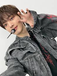 🍊 EJ || WEVERSE UPDATE || 051025] Awaken the bloodline🐺 #andTEAM #EJ