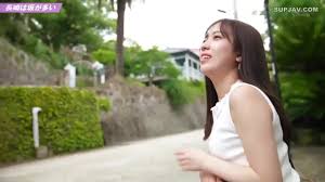 Mosaic Removed]STARS-767 Documentary of artist and porn star Yotsuba  Kominato On the road. The changes in her body, the sex she wants to have  now, the sex she wanted to have back