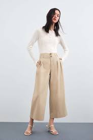 Bei der geschwindigkeit in der abwicklung von überweisungen gibt es einen grundlegenden unterschied: Culotte Hosen Kombinieren Trends Und Styles Stilfrage Stilberatung In Munchen