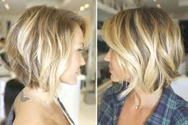 Frisuren Mittellang Stufig Mit Schragem Pony Ovales By Frisuren Kurz Gestuft Fancy Bob Frisuren Kurz Gestuft Bob Frisur Kurzhaarfrisuren Haarschnitt