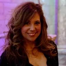 Darcy Swan's Instagram, Twitter & Facebook