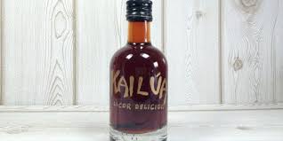 Rezept Selbstgemachter Kaffeelikor Schmeckt Wie Kahlua Herzelei De Rezept Selbstgemacht Likor Selber Machen Schnaps Selber Machen