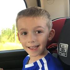 Ashli Nicole Mathiews and Robert Byron Born's Wedding Website