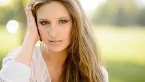 BTS Video] Shooting Great Portraits With A Minimal Setup