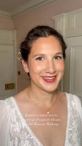 When your makeup is as timeless as the setting ✨, Diana radiated timeless  elegance and natural beauty