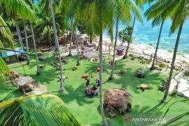 Btw, pantai laguna ini cantik banget. Pantai Laguna Linau Destinasi Wisata Unggulan Kabupaten Kaur Antara News Bengkulu