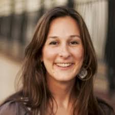 Jill Hunter's Instagram, Twitter & Facebook