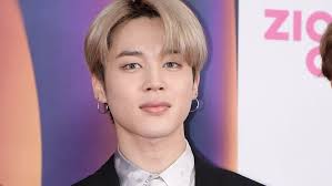 Meet bts' golden maknae, jungkook. Bts Jimin S New Black Blue Hair Is Making Armys Hearts Flutter
