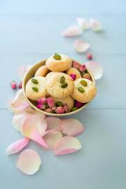 Nan Khatai Petits Biscuits Indiens Aux Epices Fraise Basilic Desserts Indiens Gateau Indien Recette Ayurvedique
