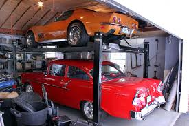 Autotraderclassics Com Article The Lowdown On Garage Lifts Part 1 Garage Car Lift Garage Lift Car Lifts