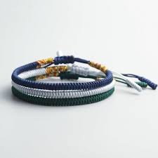 Triple Bracelet Tibetain Porte Bonheur Ce Triple Bracelet Tibetain Est Un Porte Bonheur Issu Des Tradit Bracelet Tibetain Bracelet Porte Bonheur Bracelet Homme
