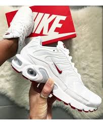 Nike Hyper Fuel Water Bottle Enjoy Discount Nike Air Max Nike Air Max Plus Sneakers Nike