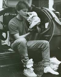 In honor of the 28th anniversary of back to the future part 2 's original launch, and the world's introduction to the nike mag, we're taking a look at the current resale. Nike Mag Shoes From Back To The Future Actually For Sale Ablogtowatch
