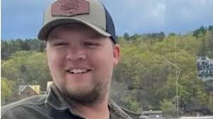 Community comes together after series of losses hits Naples hard