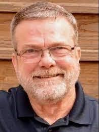 Daniel Trivett's Instagram, Twitter & Facebook