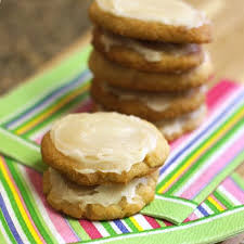 Almond Flour Frosted Sugar Cookies Detoxinista Almond Flour Cookies Sugar Cookie Frosting Paleo Cookies