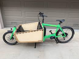 NBD! Larry vs Harry e6100 with custom box from Splendid Cycles in Oregon (I  live in Los Angeles). Kids are stoked, too! : r/bikecommuting