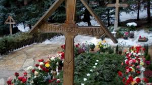 Dacă împiedici un guturai prin medicamente îl transformi în alte primejdii. Minuni La Mormantul PÄrintelui Arsenie Boca