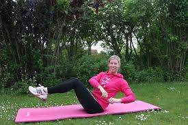 Bauchlein Straffe Dich Die 30 Tage Bauch Challenge Laufmamalauf