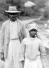 The jamaican maroons began a very successful guerilla warfare by striking quickly at night, then disappearing. Jamaican Maroons Black History Education African Traditions Jamaica History