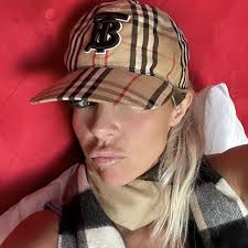 Sarah Sos (@itssarahsos) • Threads, Say more