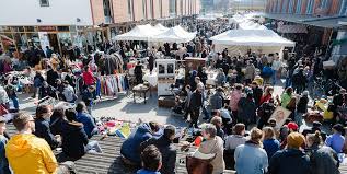 Der riesenflohmarkt am parkplatz des shoppingcenter huma eleven in 1110 wien. Flohmarkte In Hamburg Die Grosse Ubersicht Hier Kann Wieder Gefeilscht Werden Mopo