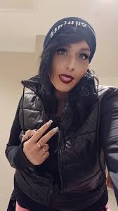 Which Color you rocking? 99j or Black