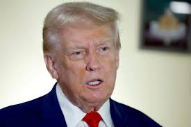 In the public interest I must debunk a viral rumor that spread earlier  today: Trump is NOT dead. He is, however, brain-dead